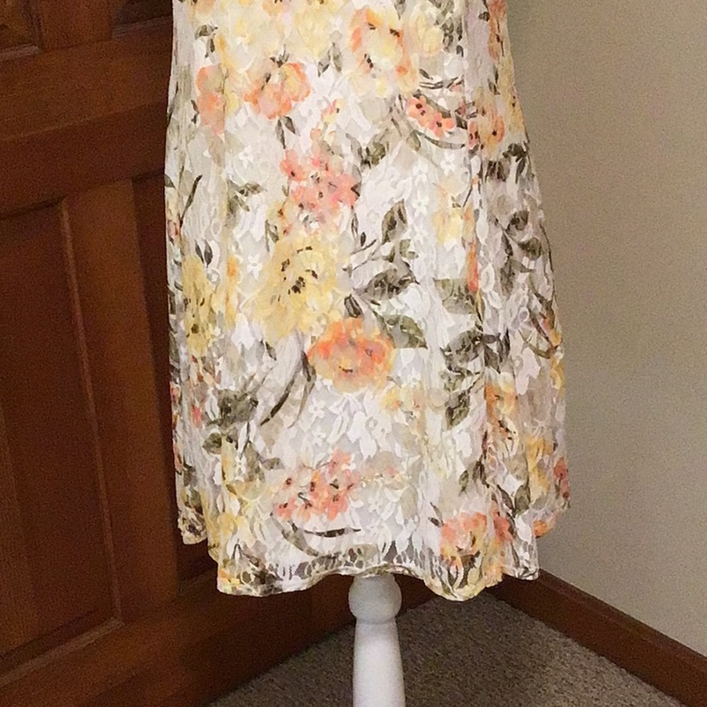 Perceptions Lace Overlay Dress - Picture 4 of 4